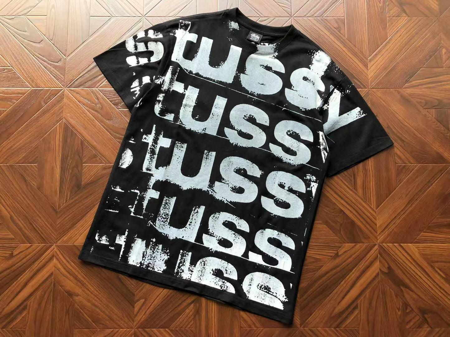 STUSSY STAMP T-SHIRT