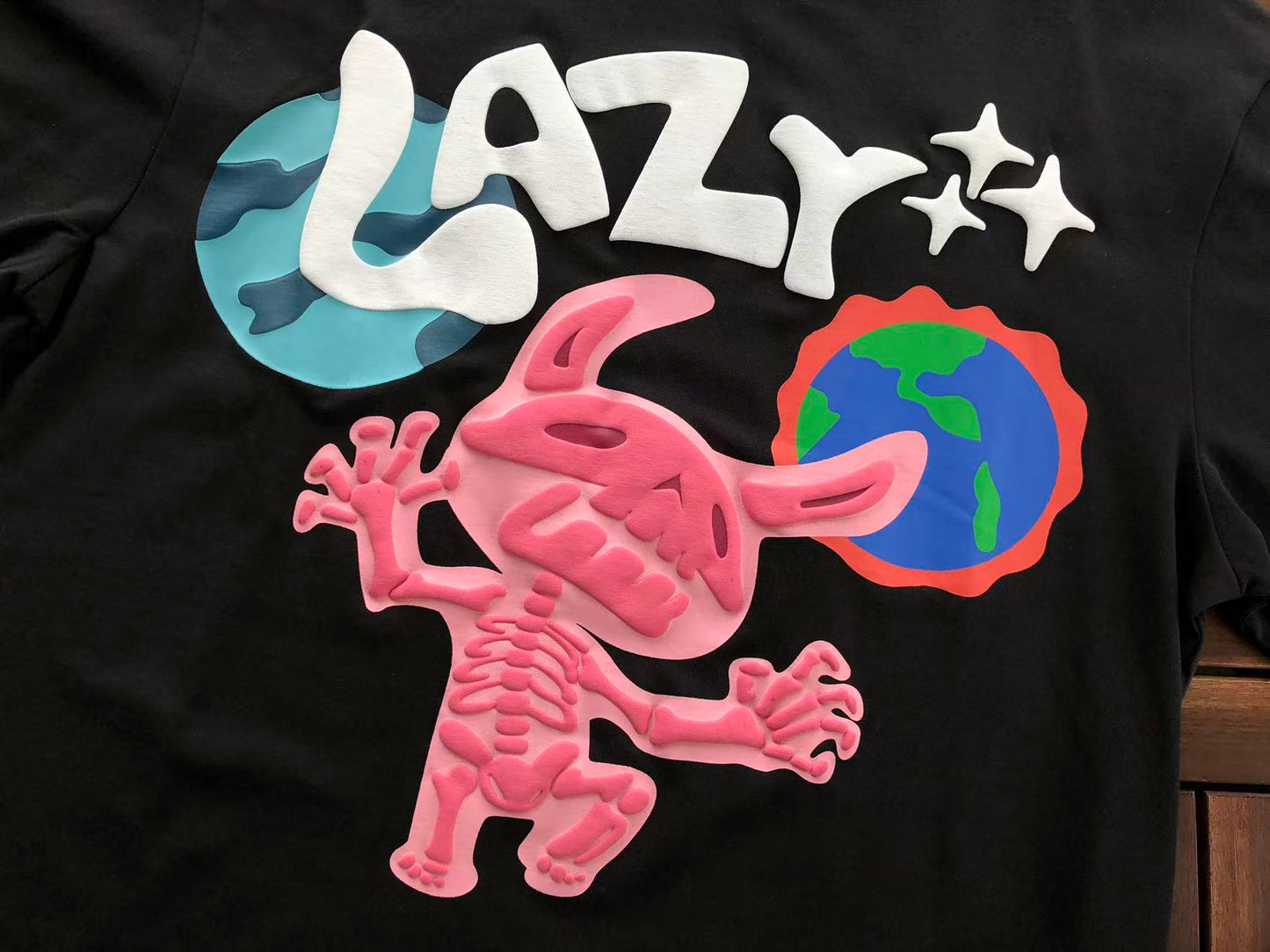 BROKEN PLANETS “LAZY” T-SHIRT