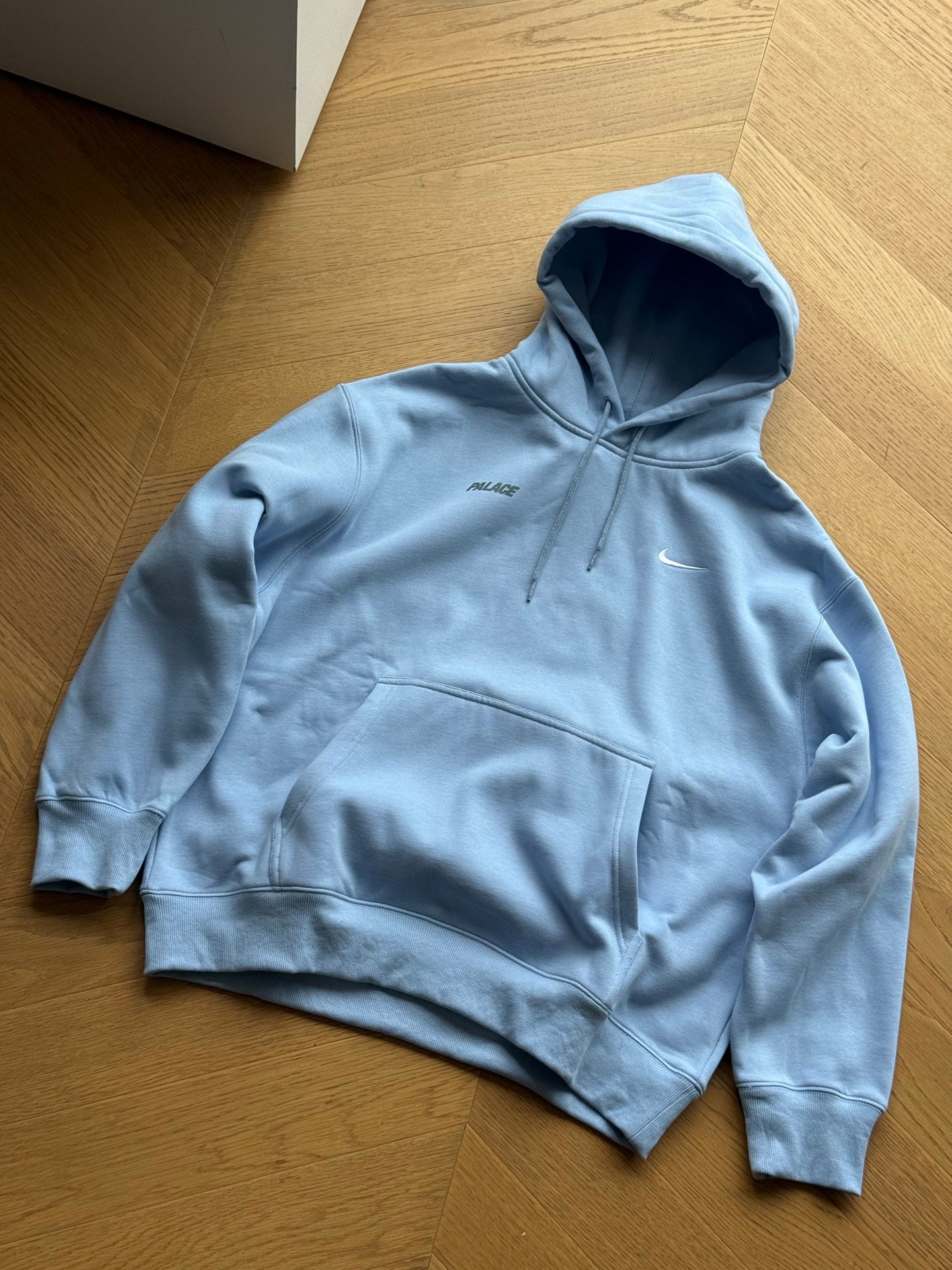 NIKE PALACE HOODIE