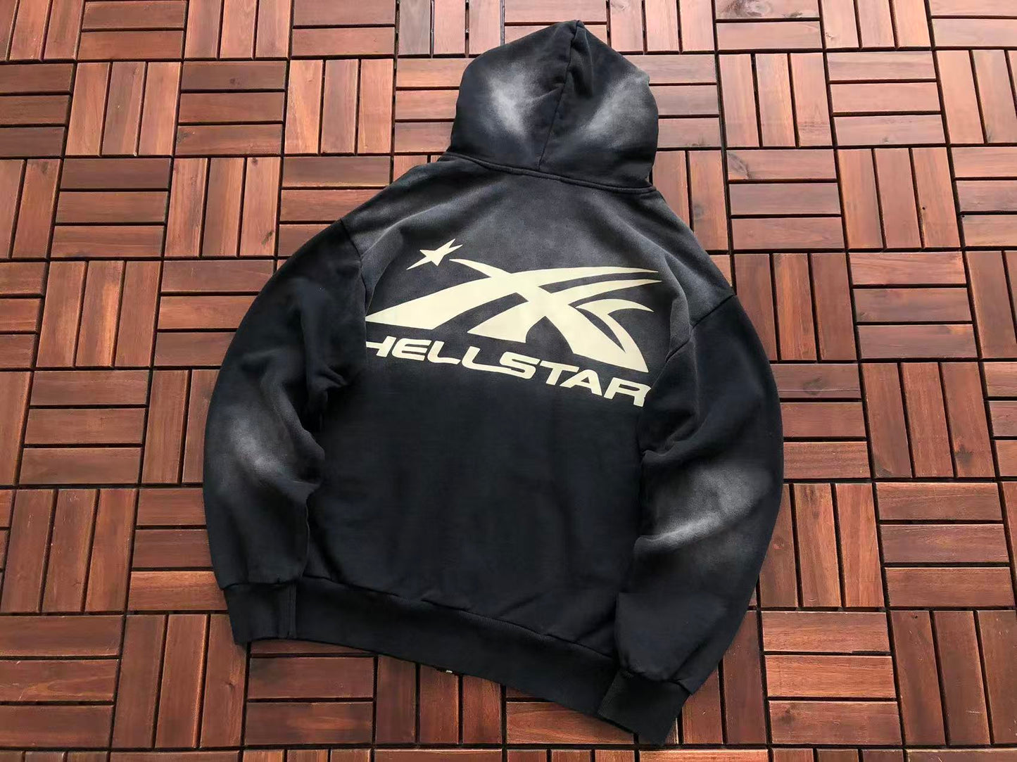 HELLSTAR SPORT LOGO ZIPPED HOODIE