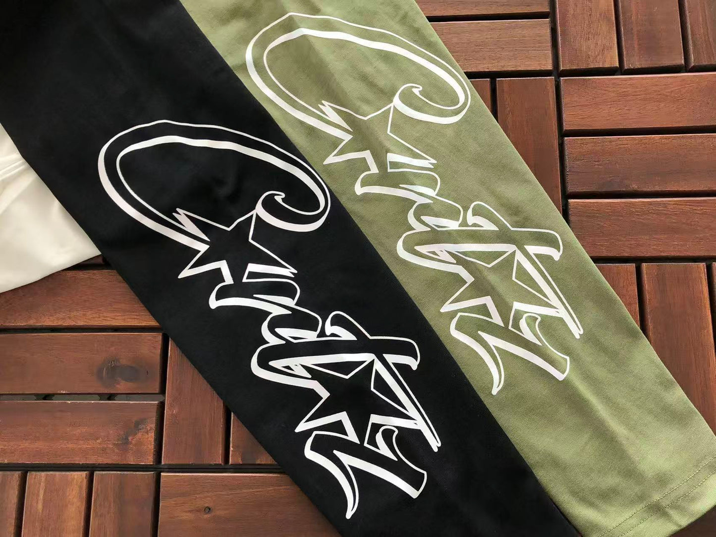 CORTEIZ GUERILLAZ RAGLAN LONG SLEEVE