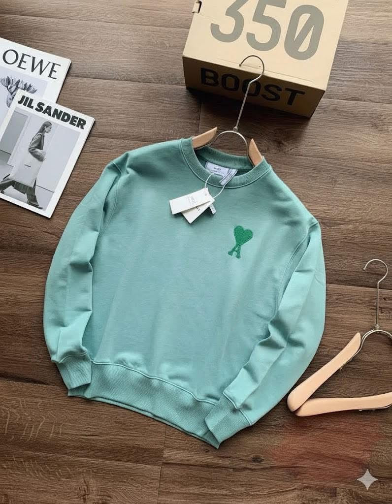 AMI EMBROIDERED HEART SWEATSHIRT
