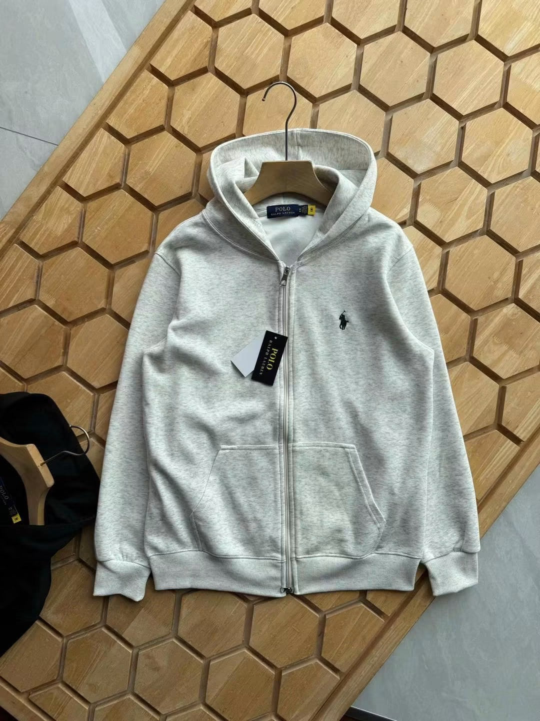 RALPH LAUREN ZIPPED HOODIE