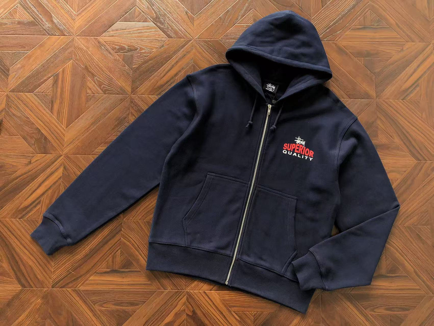 STUSSY SUPERIOR QUALITY ZIPPED HOODIE