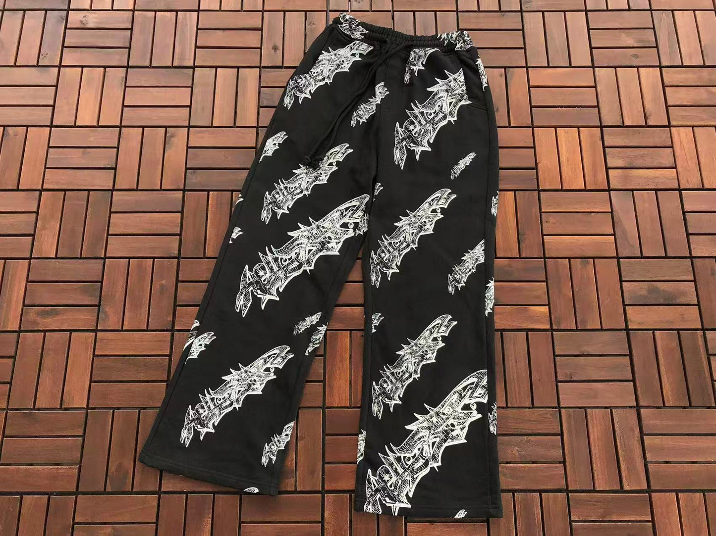 HELLSTAR SWORD LOGO PANTS