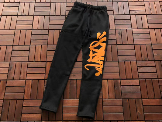 SYNA WORLD LOGO PANTS