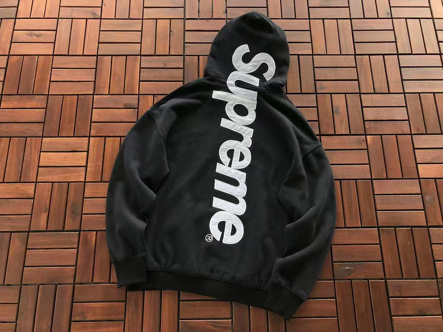 SUPREME SATIN APPLIQUE HOODIE