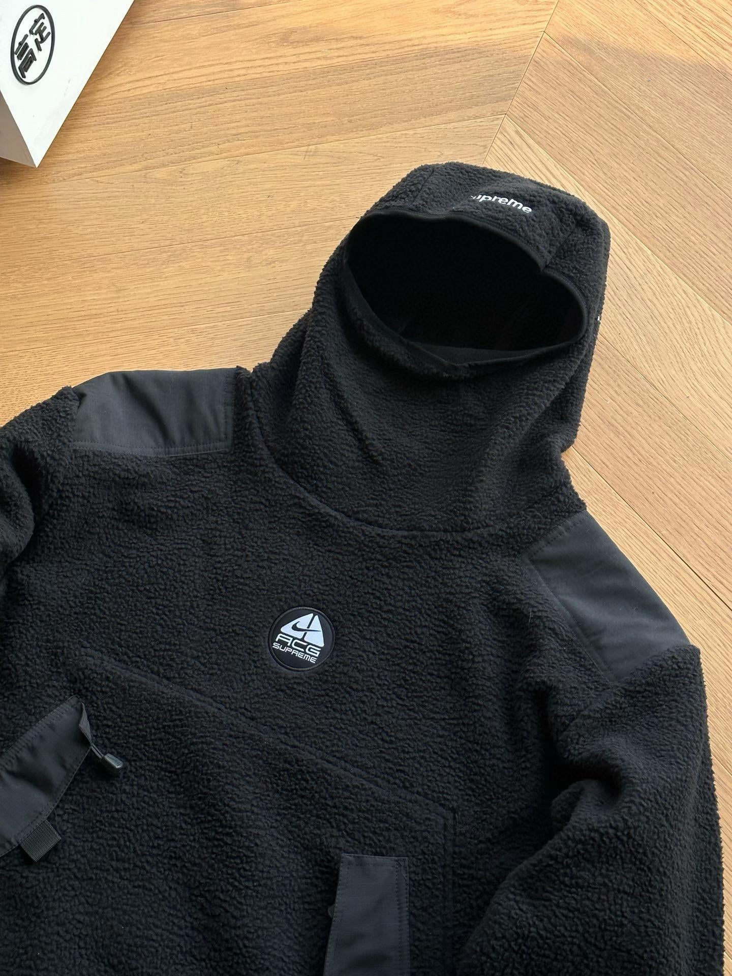 NIKE X SUPREME FLEECE JACKET