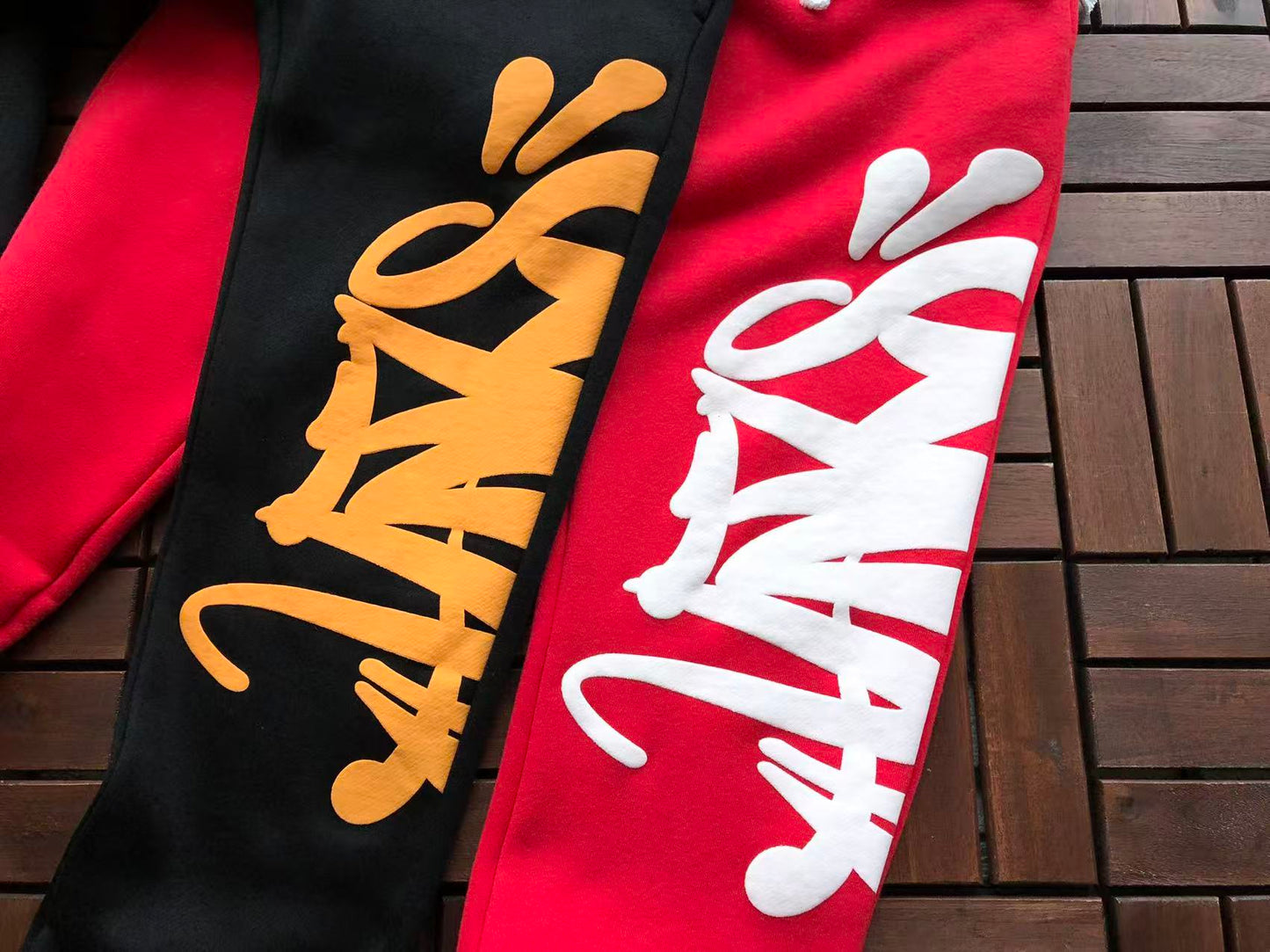SYNA WORLD LOGO PANTS