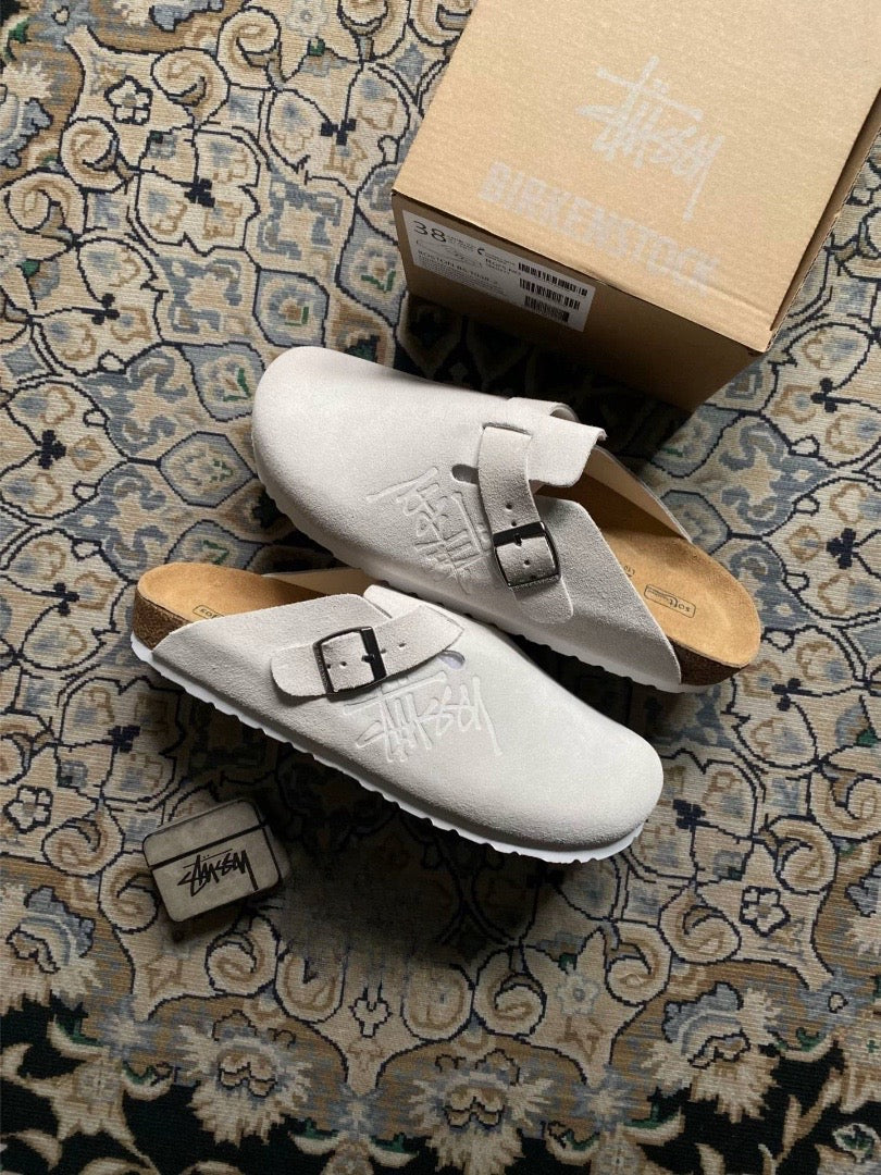 STUSSY X BIRKENSTOCK BOSTON CLOGS