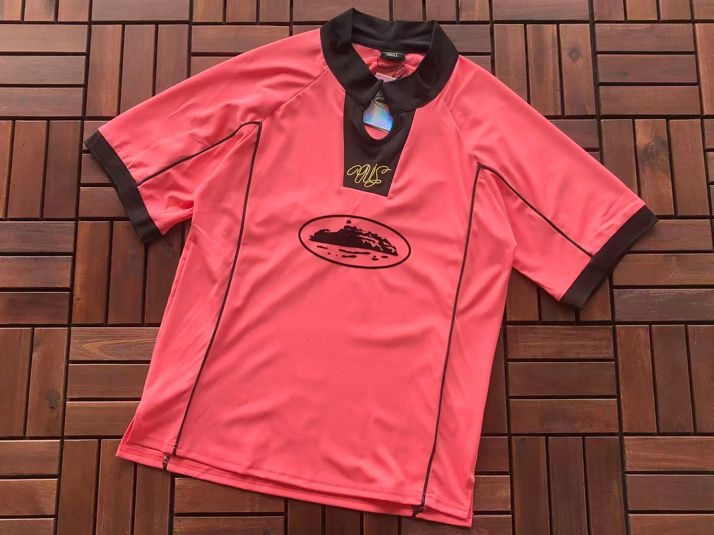 CORTEIZ ALCATRAZ REFLECTIVE COLLARED JERSEY