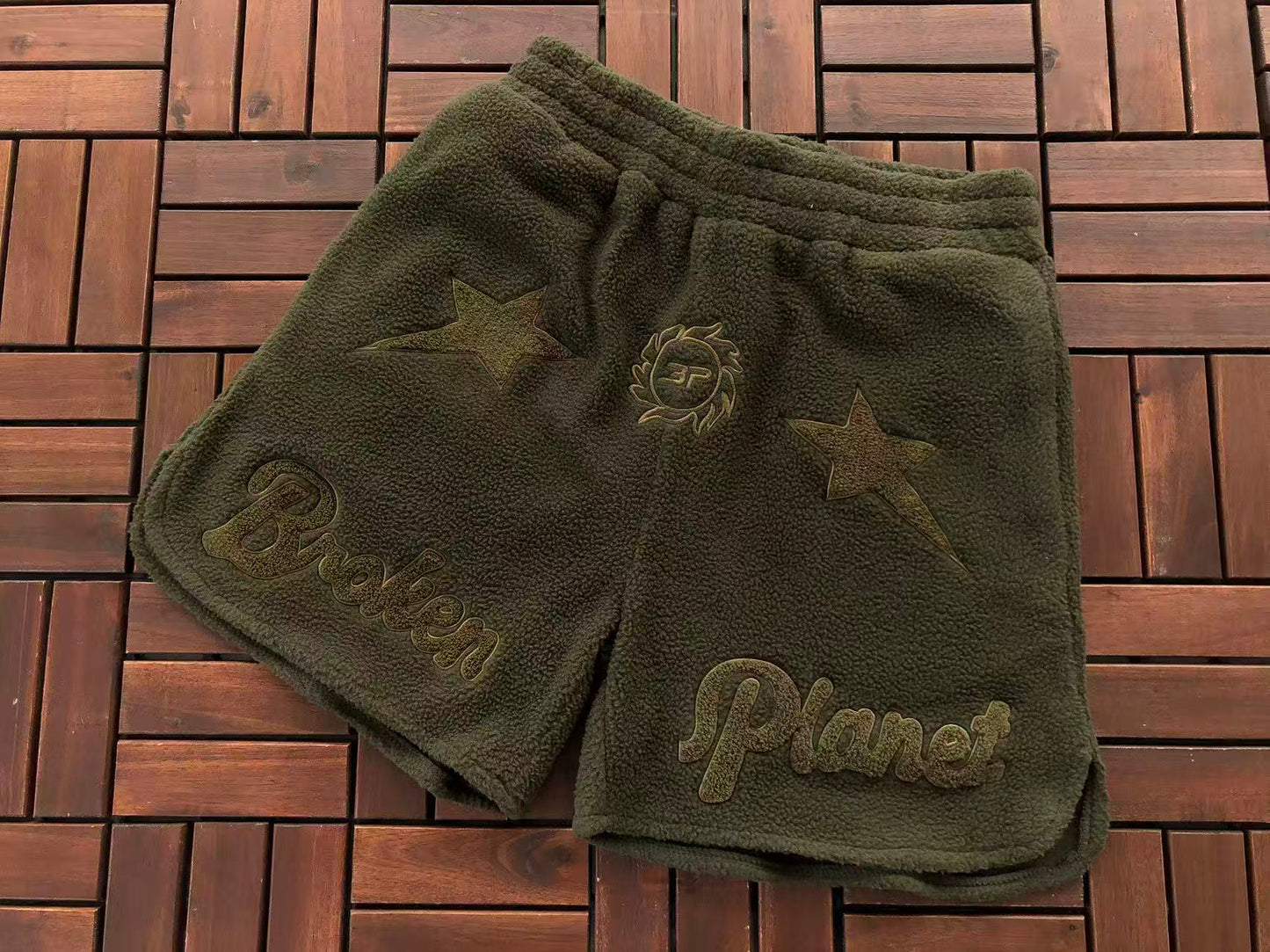 BROKEN PLANET POLAR SHORTS