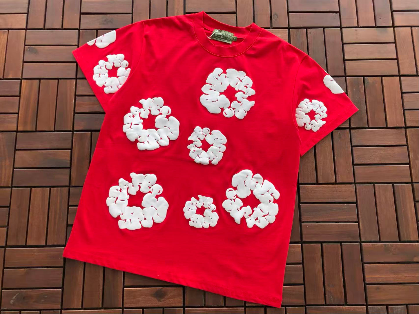DENIM TEARS T-SHIRT