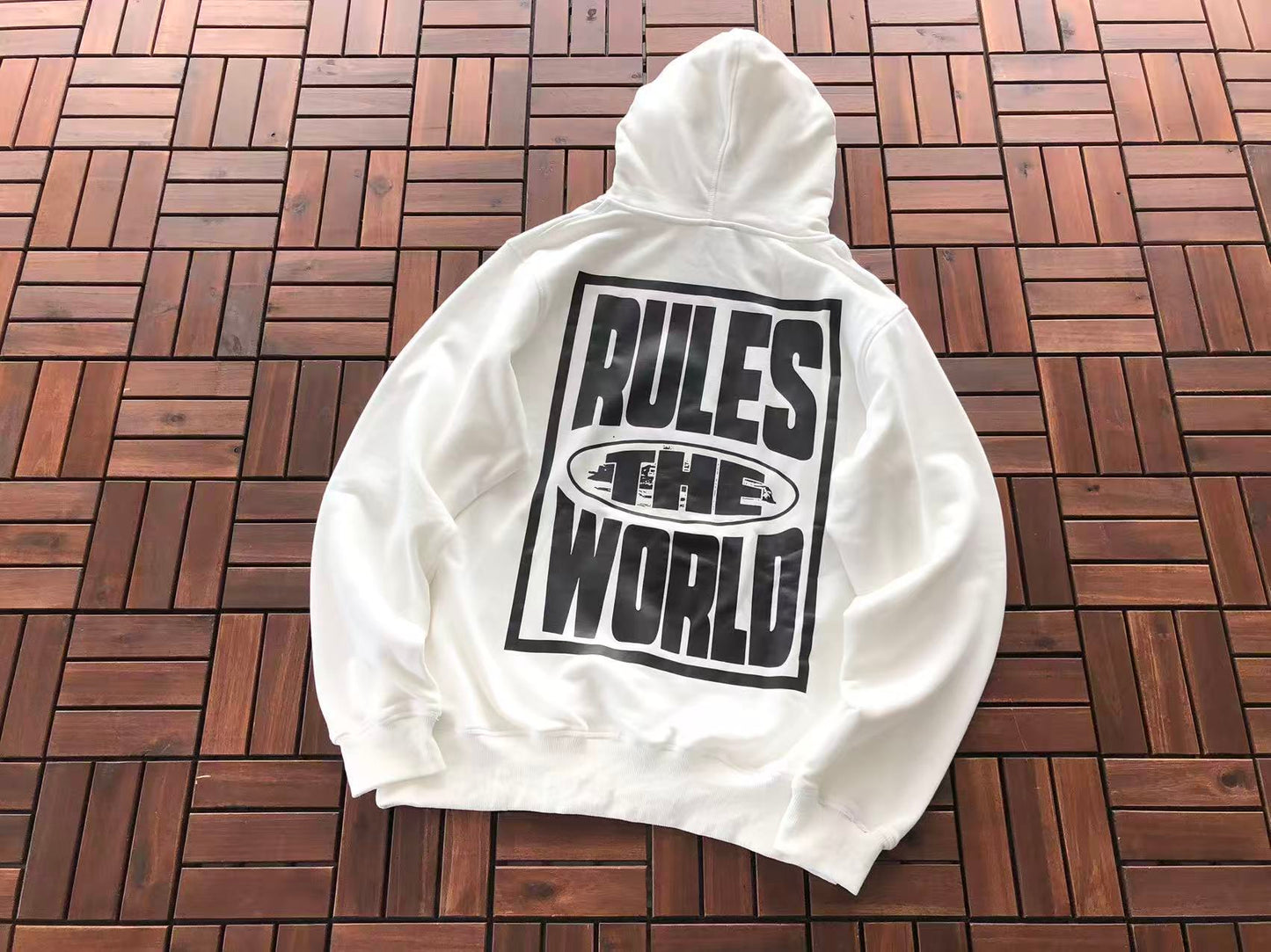 CORTEIZ “RULES THE WORLD” HOODIE
