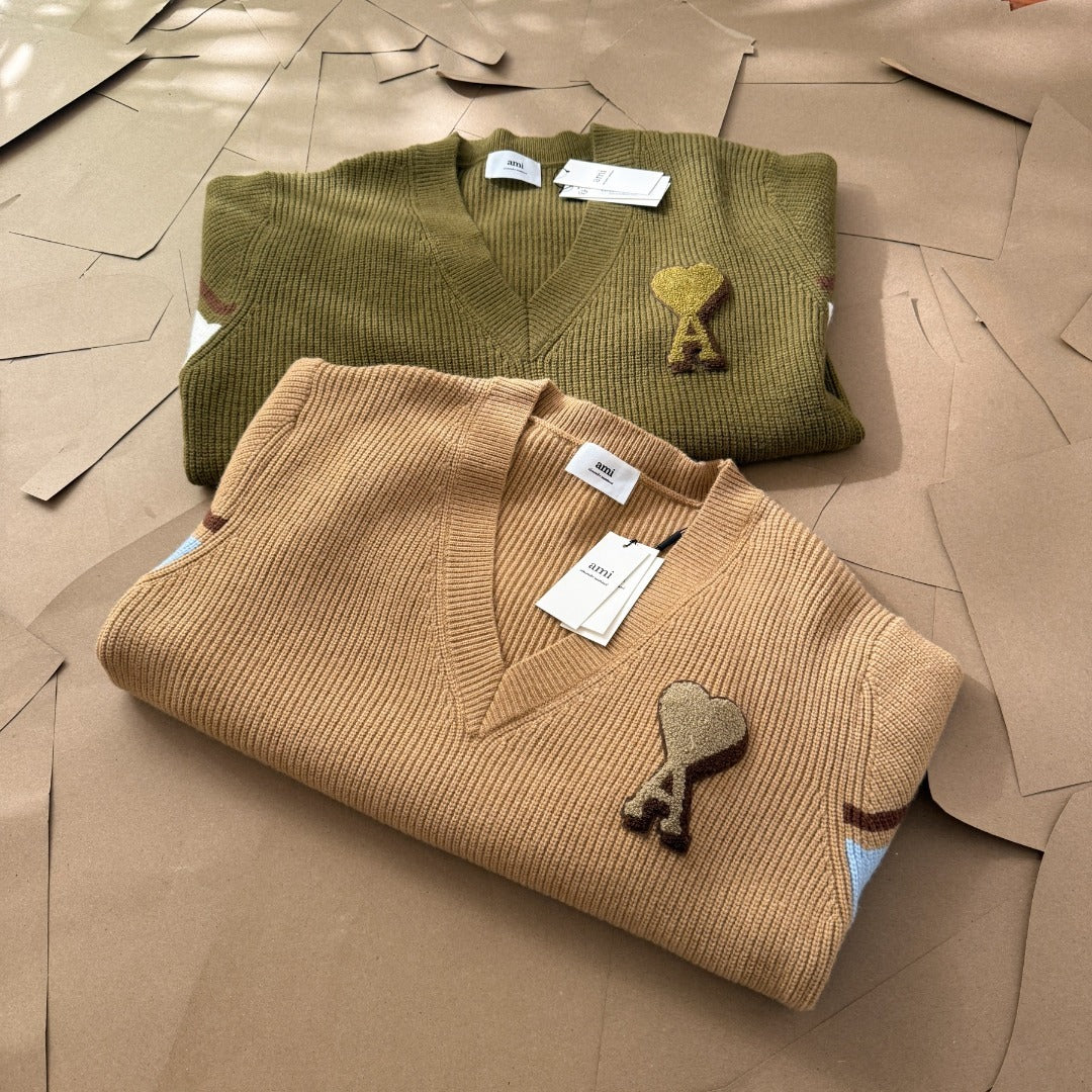 AMI SWEATER