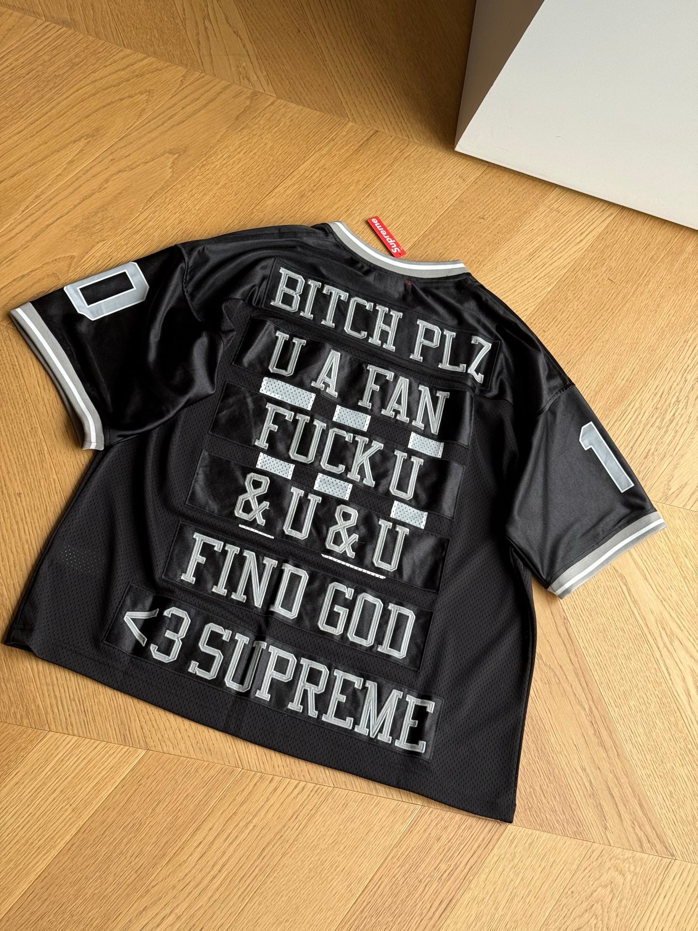 SUPREME JERSEY