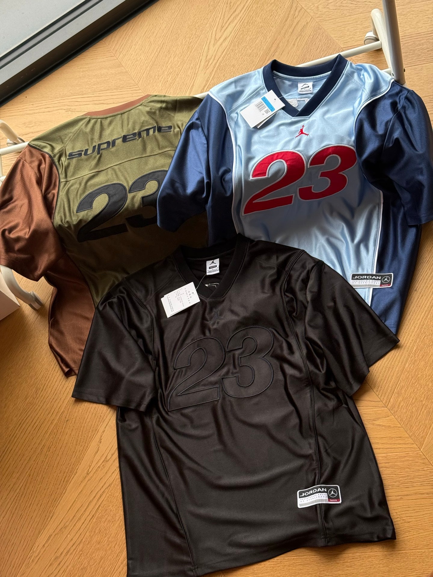 SUPREME X JORDAN JERSEY