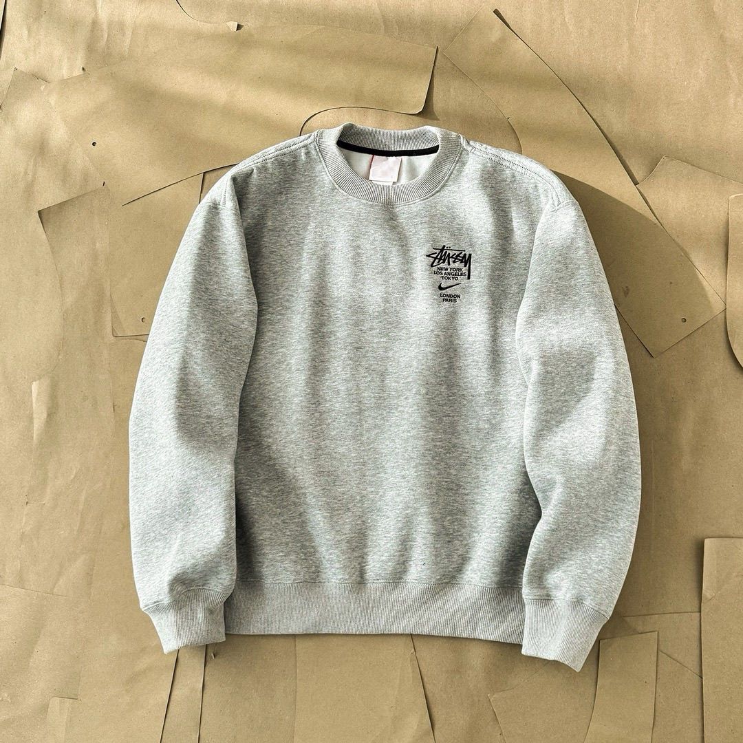 STUSSY X NIKE SWEATSHIRT