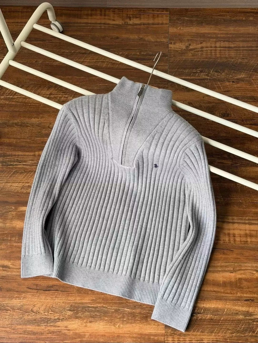 RALPH LAUREN V NECK HALF ZIP