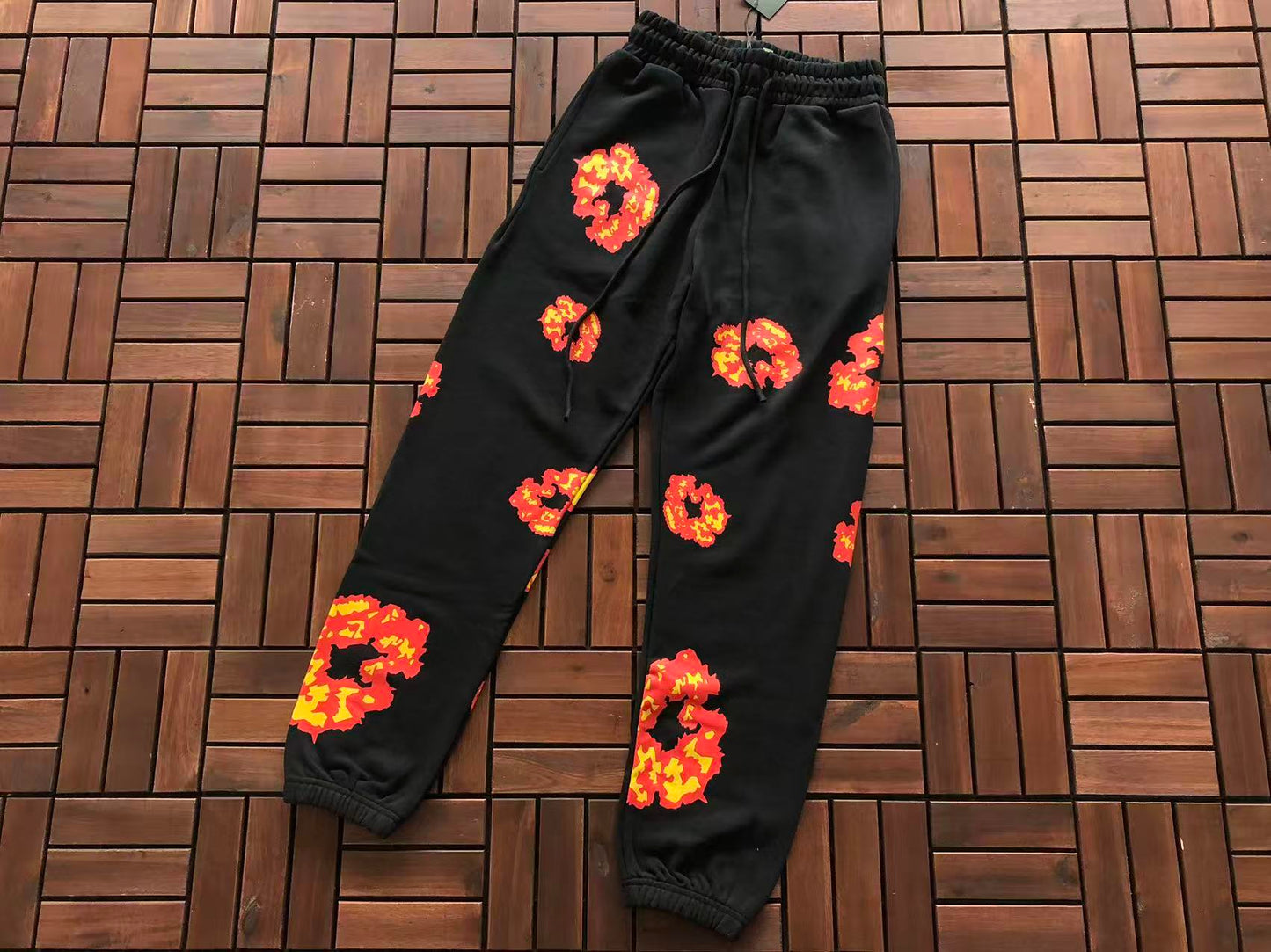 DENIM TEARS X OFFSET WREATH PANTS