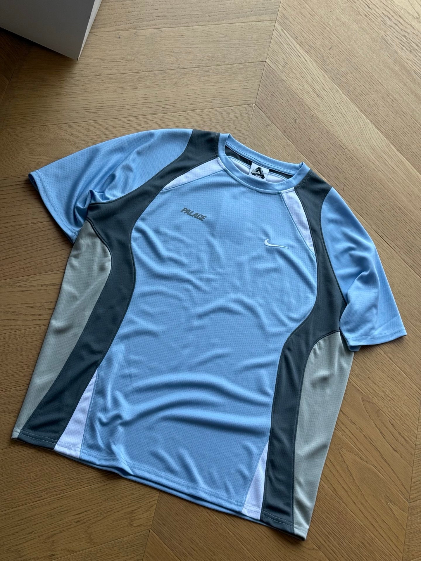 NIKE PALACE JERSEY