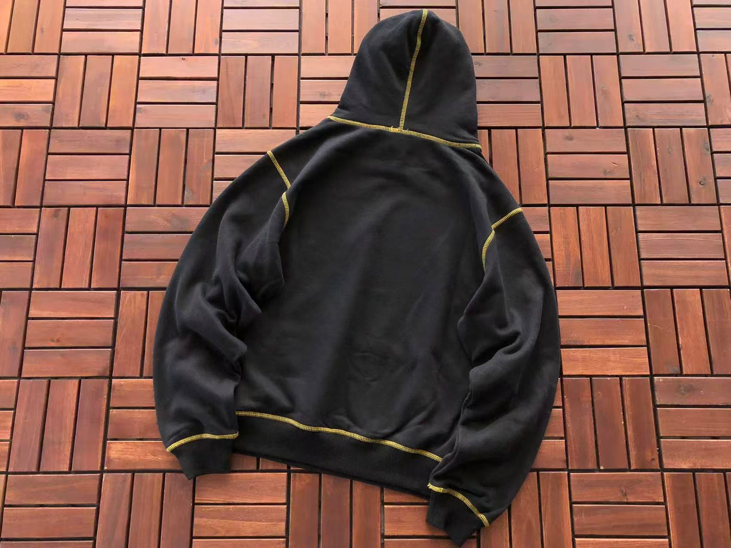 CORTEIZ OG ALCATRAZ “RULES THE WORLD” HOODIE