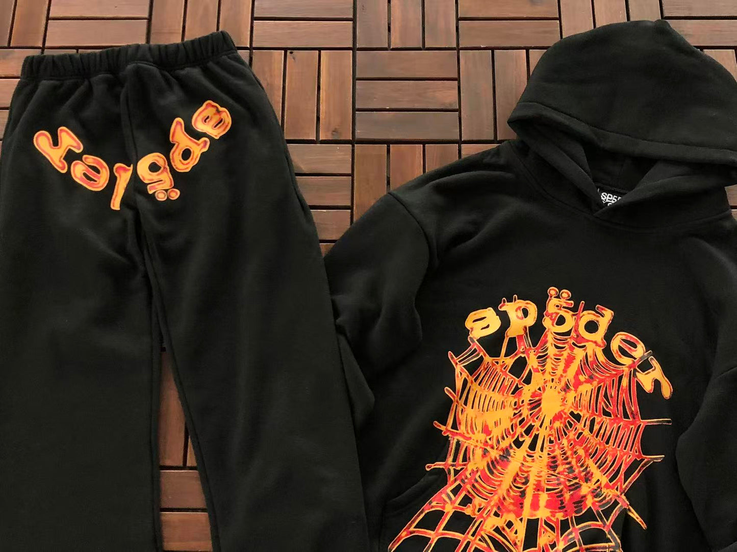 SP5DER WEB HOODIE