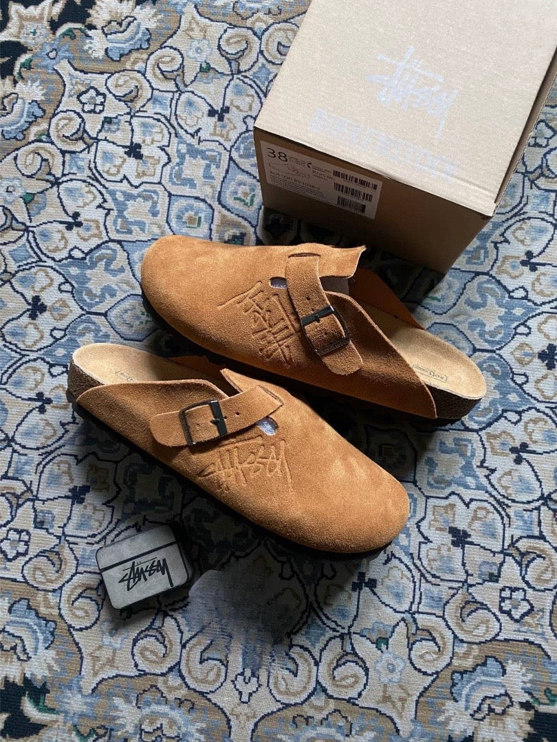 STUSSY X BIRKENSTOCK BOSTON CLOGS