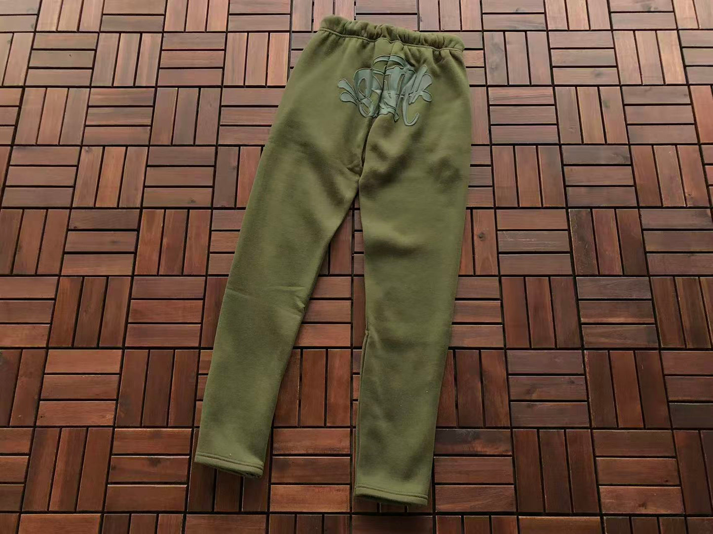 SYNA WORLD LOGO PANTS