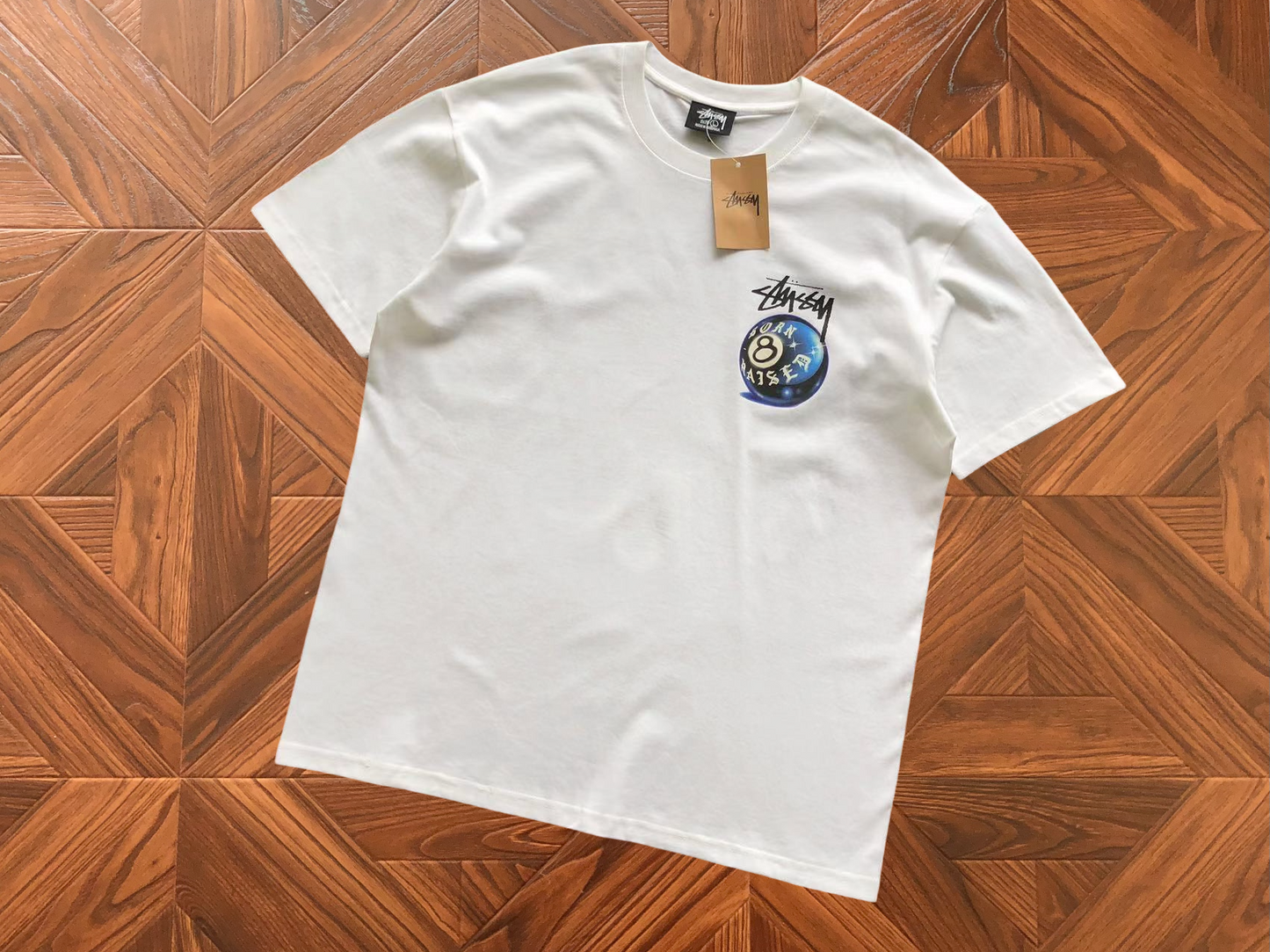 STUSSY 8 BALL T-SHIRT