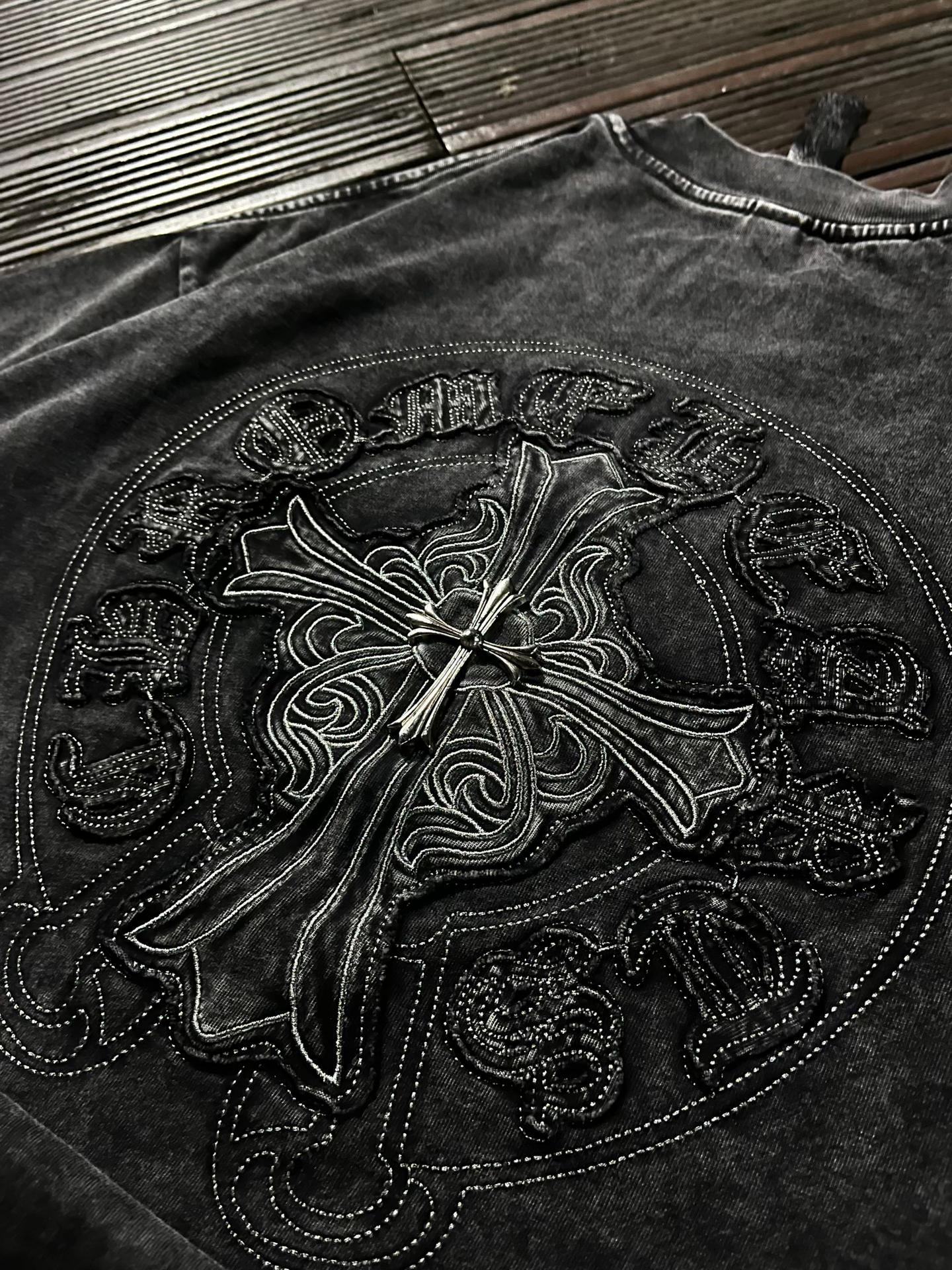 CHROME HEARTS TRIPLE CROSS PATCH T-SHIRT