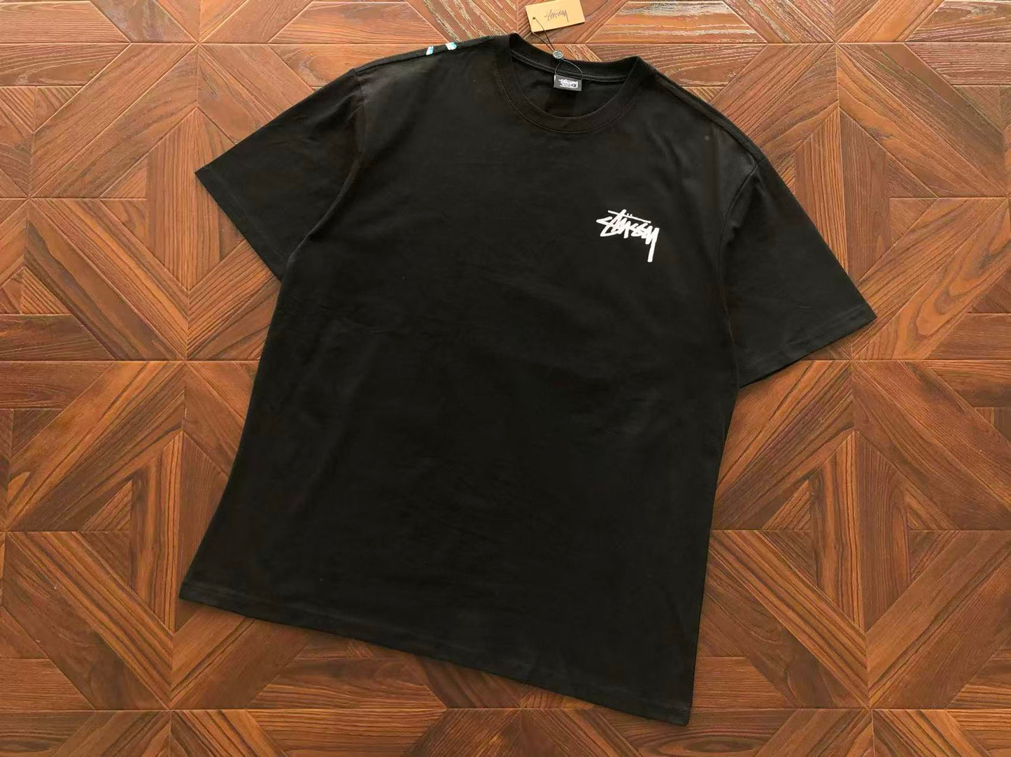 STUSSY SHATTERED T-SHIRT