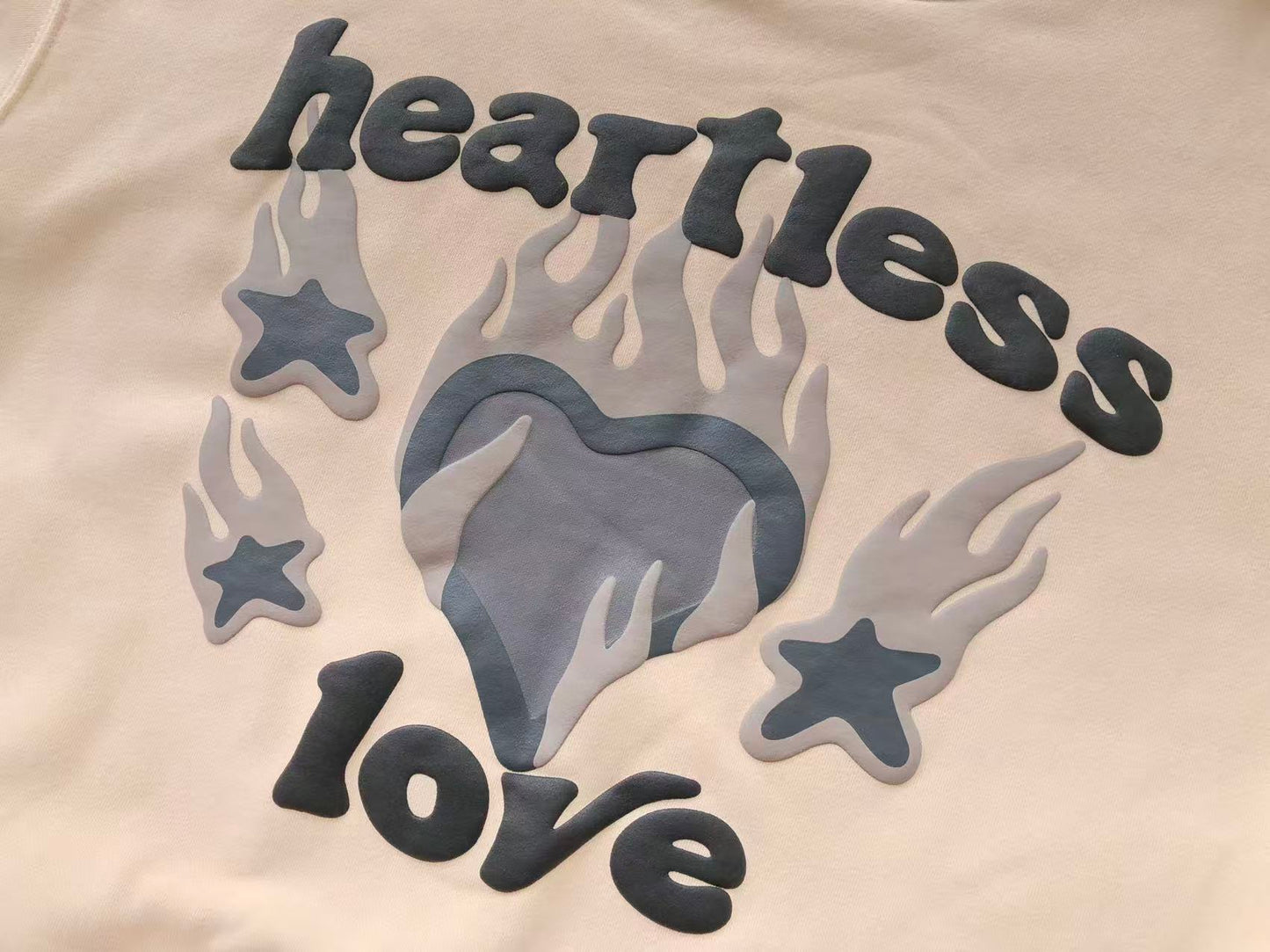 BROKEN PLANETS “HEARTLESS LOVE” HOODIE