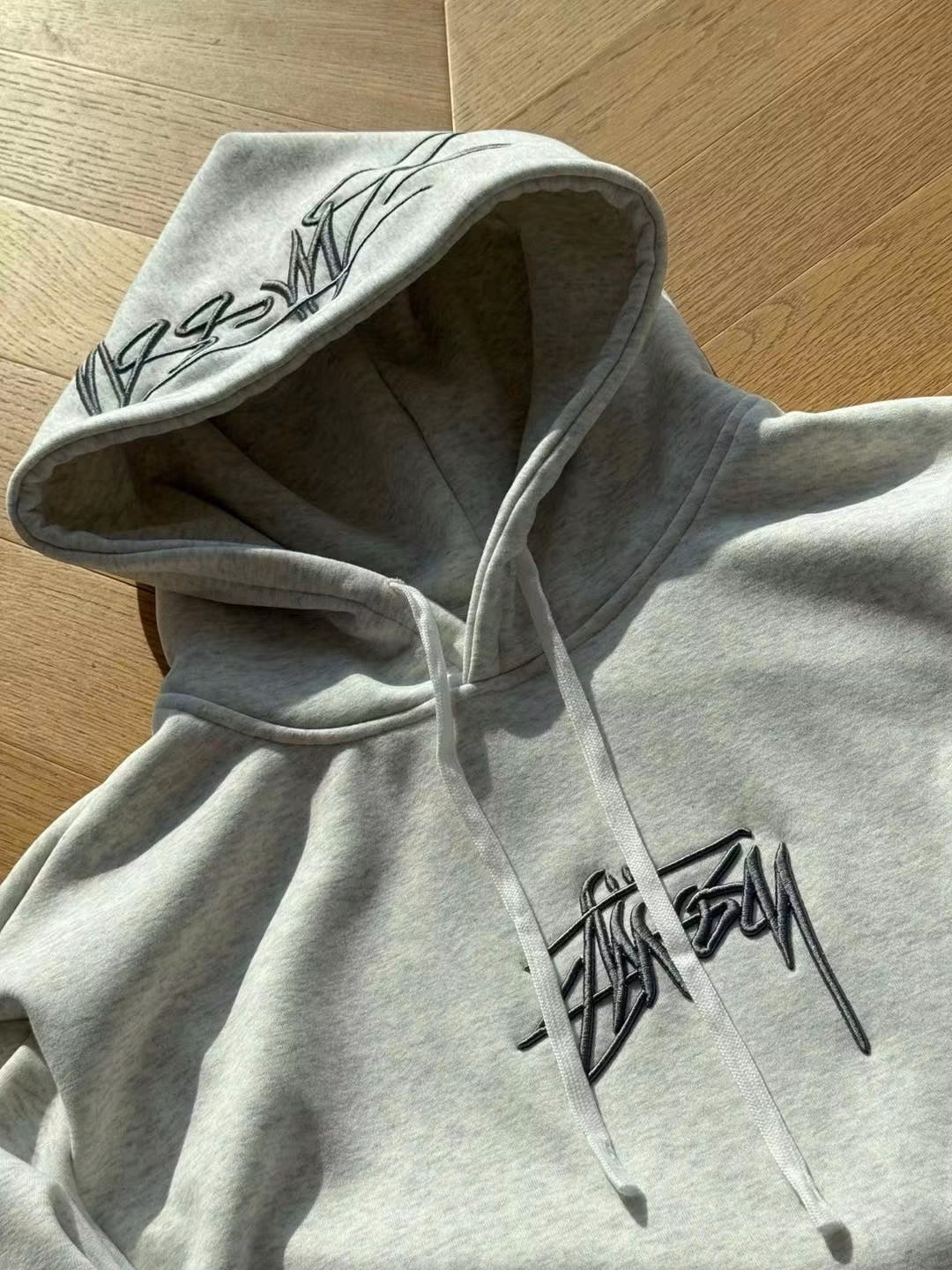 STUSSY EMBROIDERED HOODIE