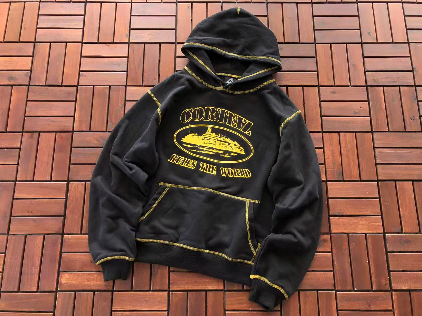 CORTEIZ OG ALCATRAZ “RULES THE WORLD” HOODIE
