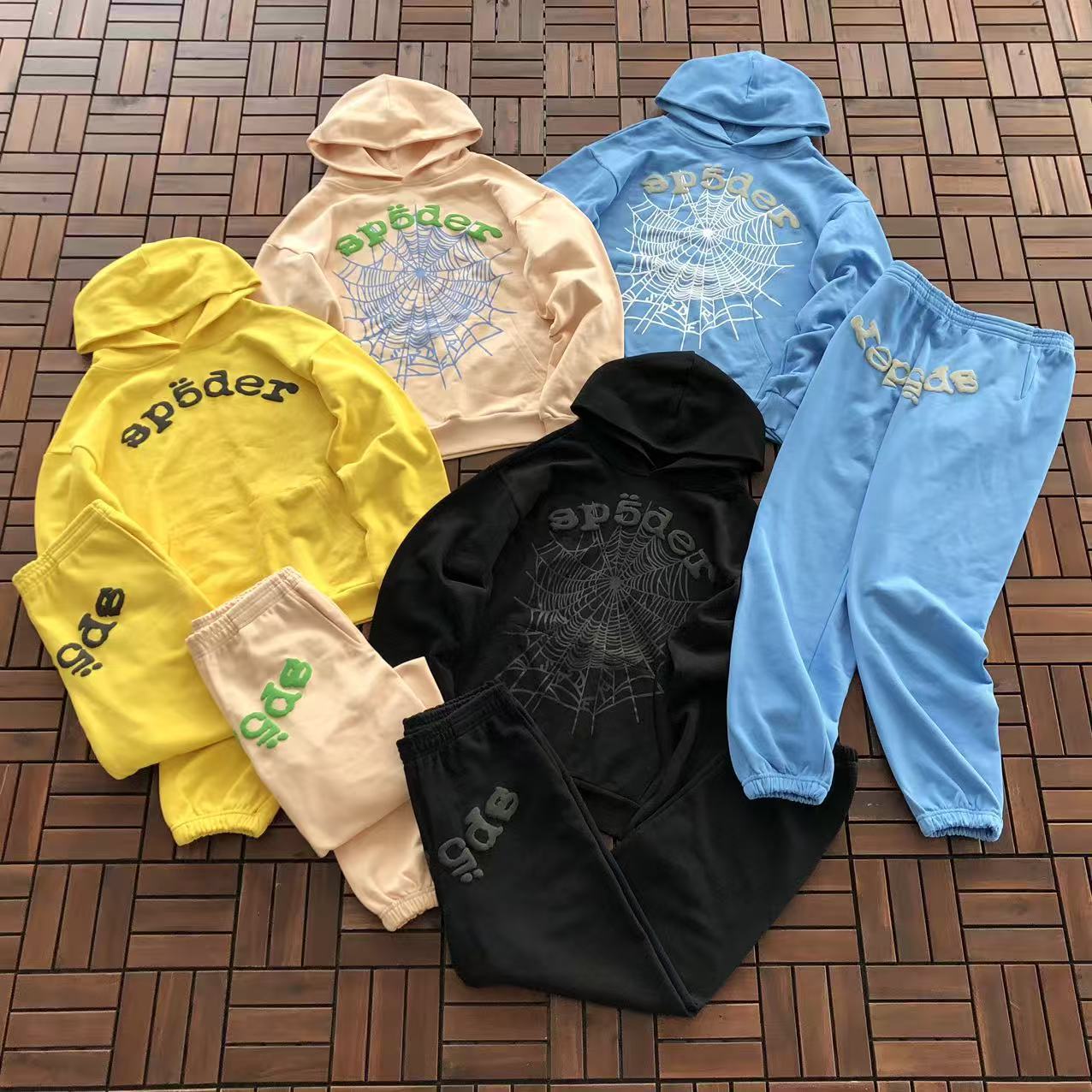 SP5DER WEB HOODIE