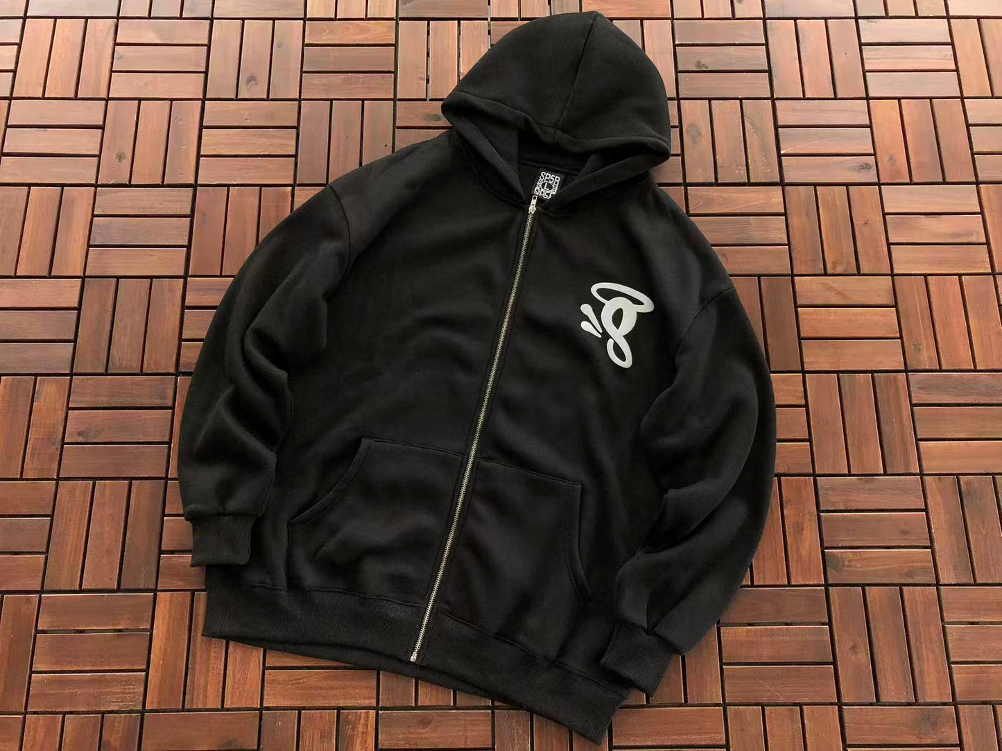 SYNA WORLD LOGO ZIPPED HOODIE
