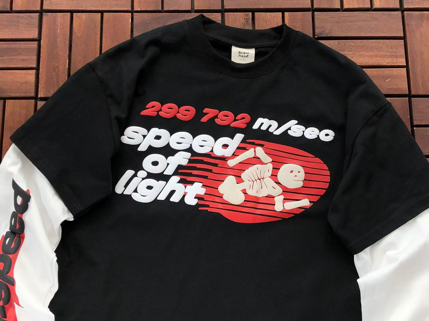 BROKEN PLANETS “SPEED OF LIGHT” LONGSLEEVES
