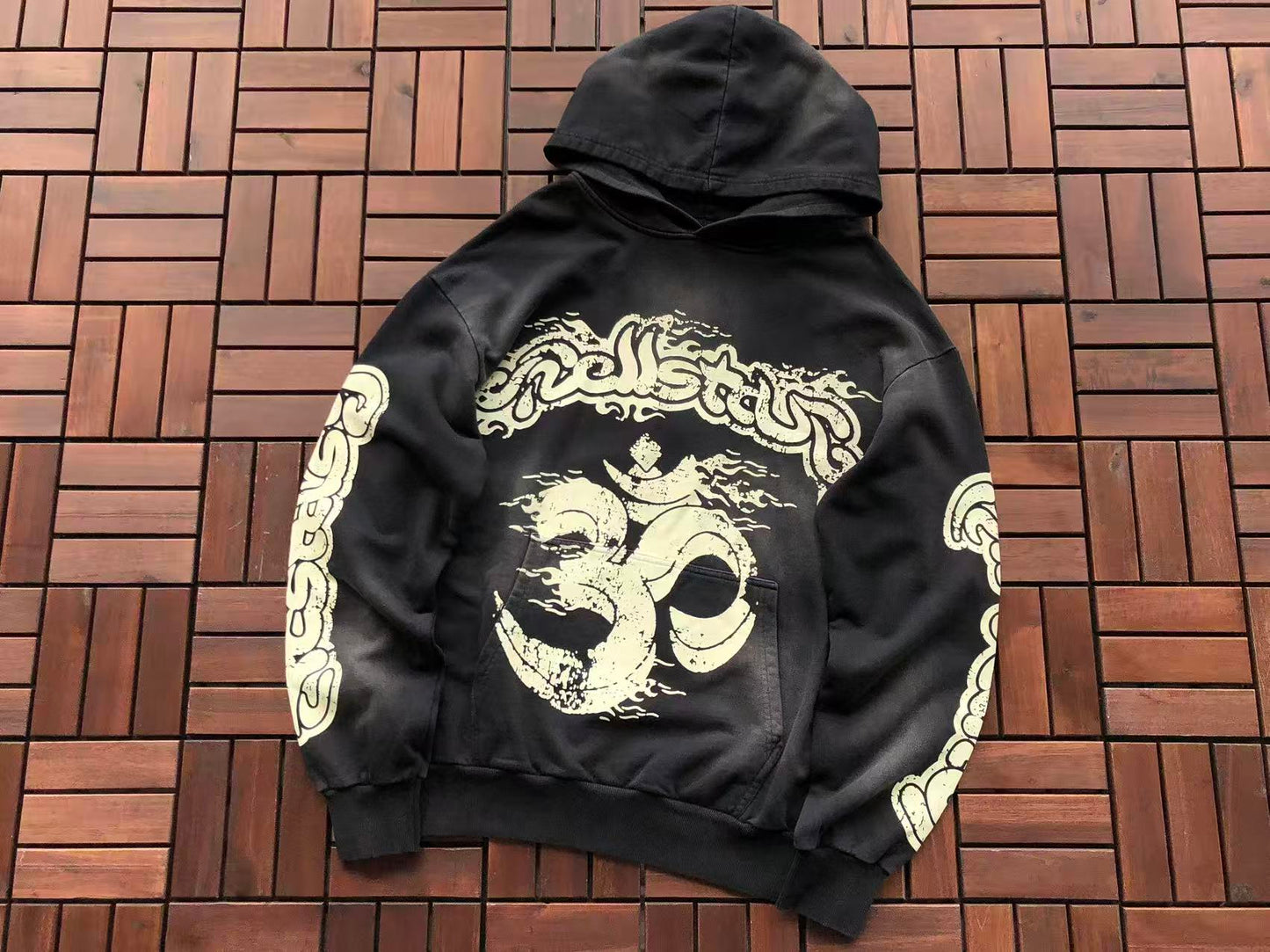 HELLSTAR OM HOODIE