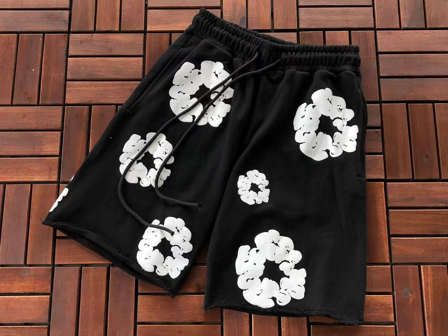 DENIM TEARS SHORTS