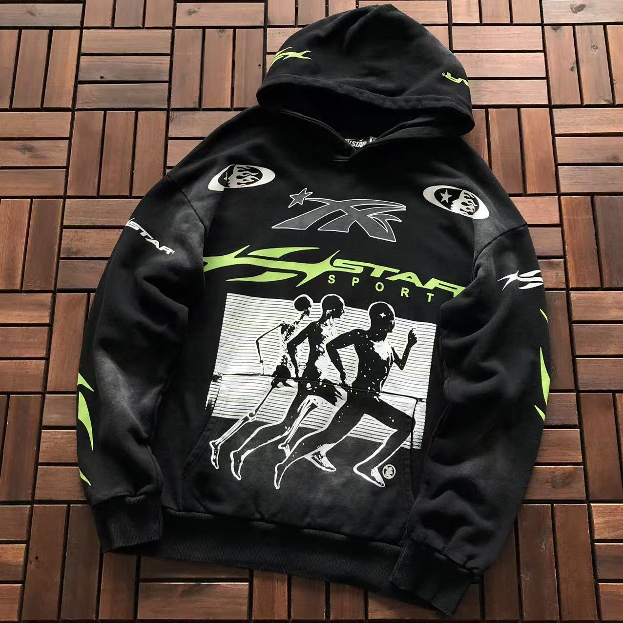HELLSTAR SPORTS RUNNER HOODIE