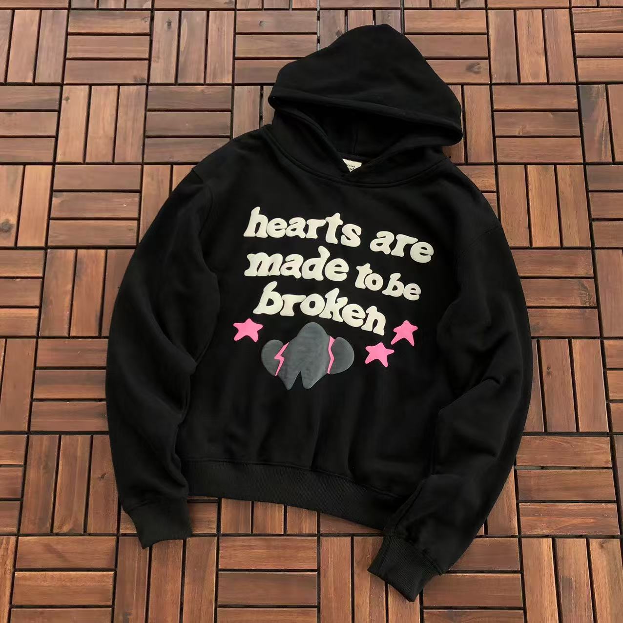 BROKEN PLANETS “HEARTS ARE MEANT TO BE BROKEN” HOODIE
