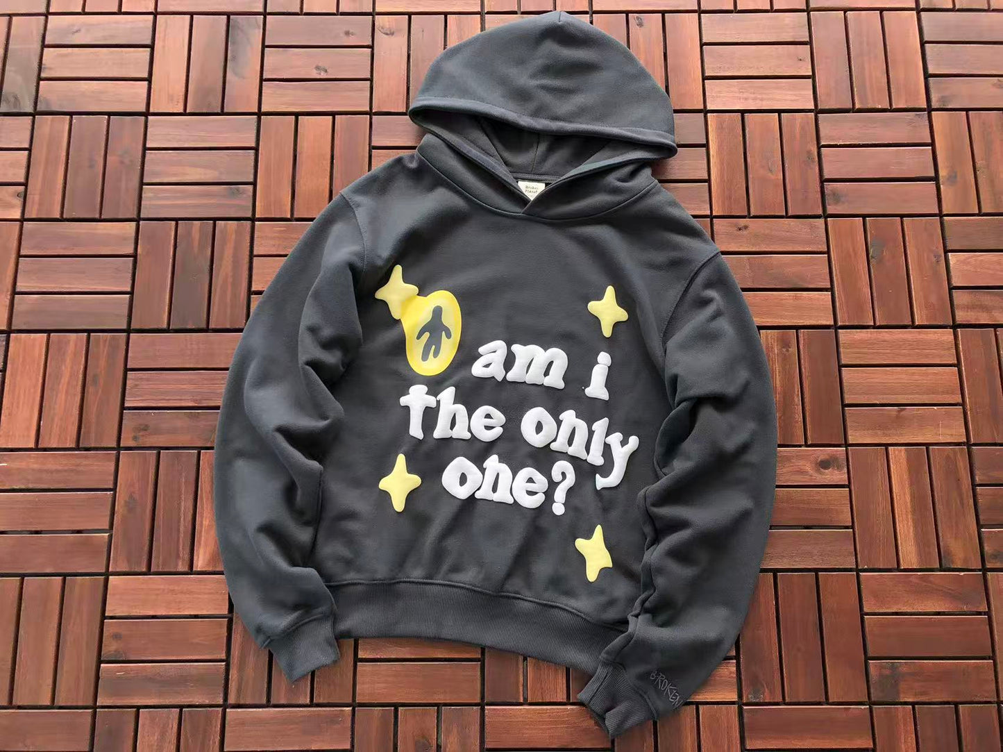 BROKEN PLANETS “AM I THE ONLY ONE” HOODIE
