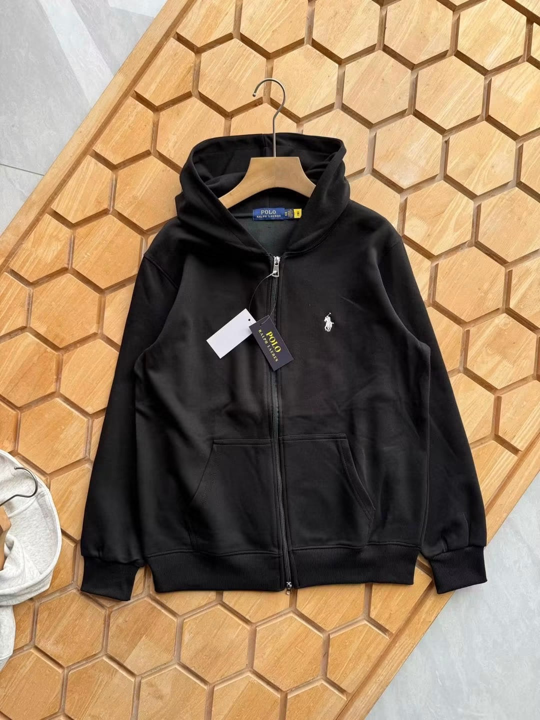 RALPH LAUREN ZIPPED HOODIE