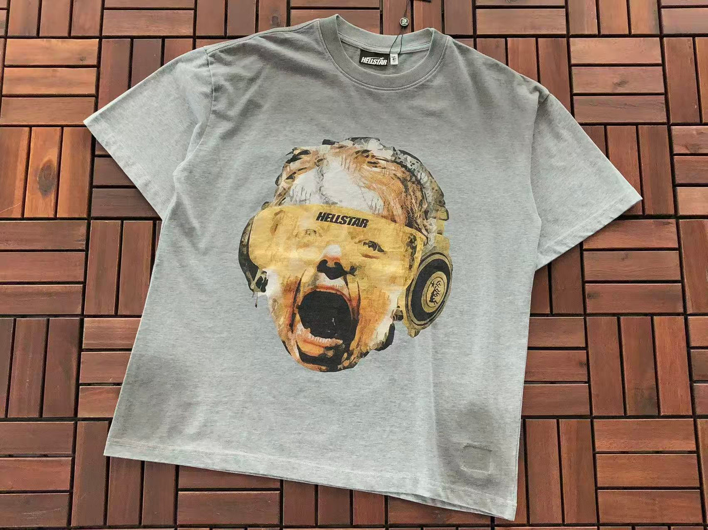 HELLSTAR “SCREAMING HEADPHONES” T-SHIRT
