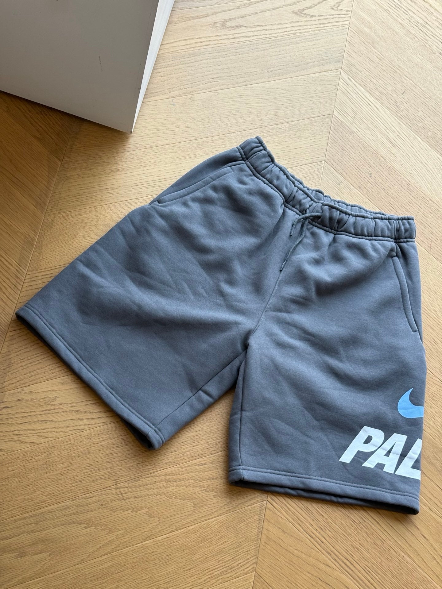 NIKE PALACE SHORTS