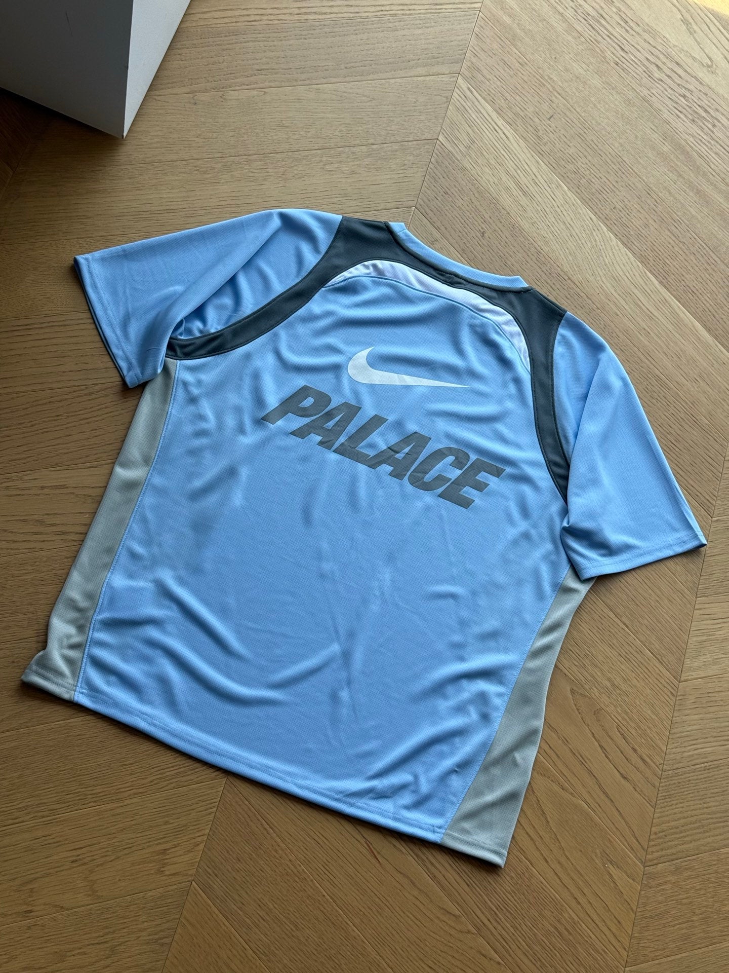 NIKE PALACE JERSEY