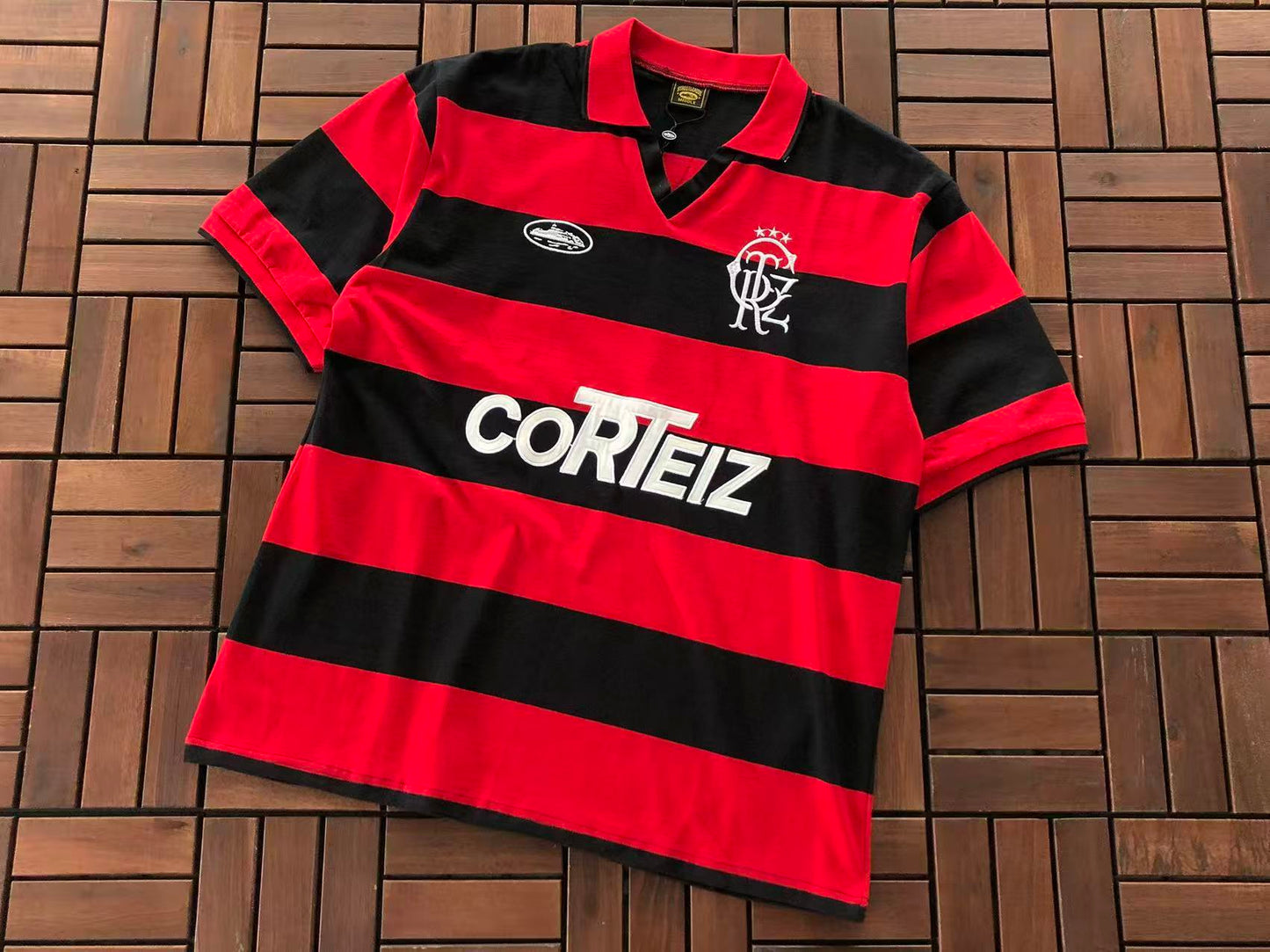 CORTEIZ MENGÁO STRIPED FOOTBALL JERSEY