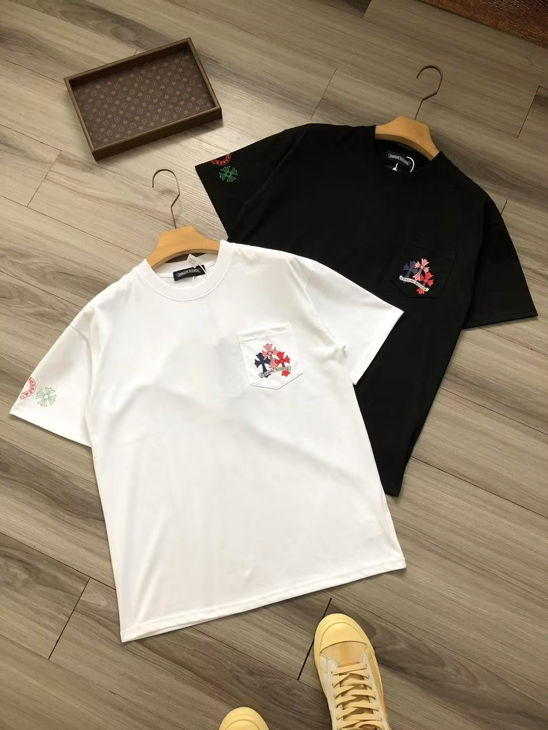 CHROME HEARTS MULTI COLOR CROSS CEMETERY T-SHIRT