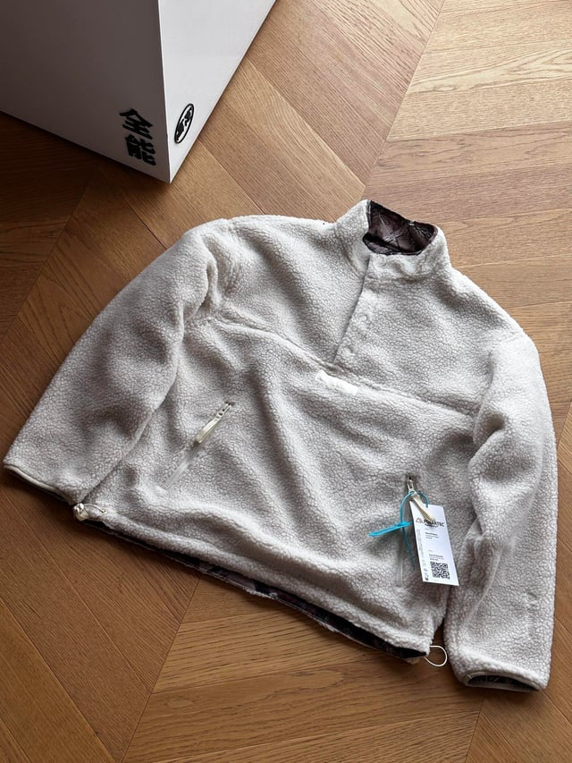 SUPREME POLARTIC SHEARLING FLEECE
